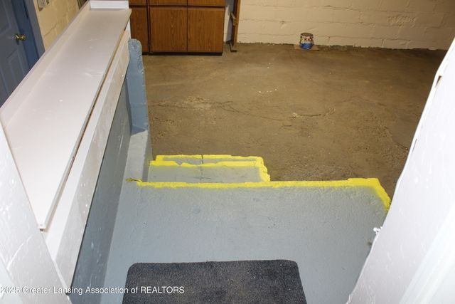 809 Warren Avenue, Charlotte, MI 48813