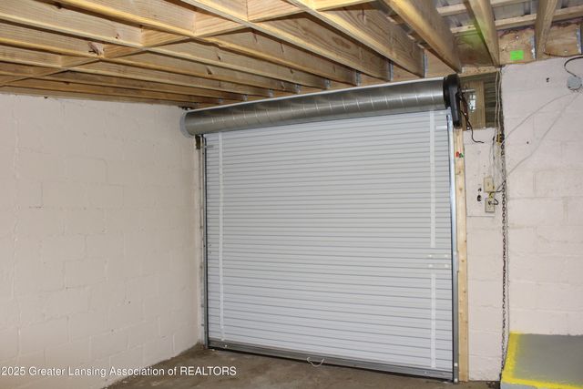 809 Warren Avenue, Charlotte, MI 48813