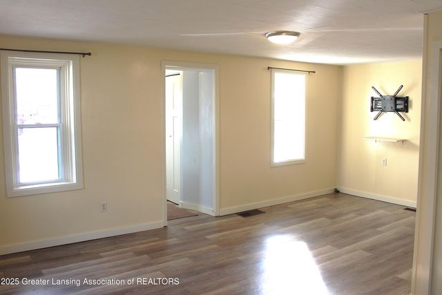 809 Warren Avenue, Charlotte, MI 48813