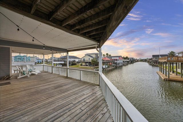 4105 Nueces Drive, Galveston, TX 77554