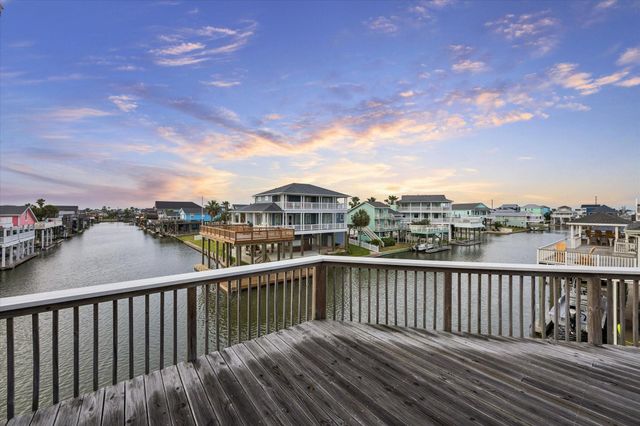 4105 Nueces Drive, Galveston, TX 77554