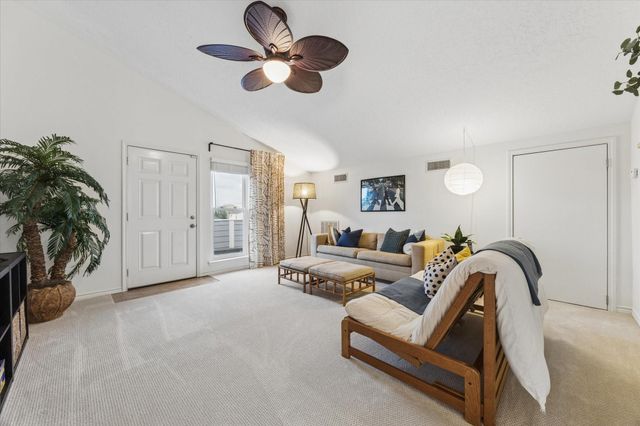4105 Nueces Drive, Galveston, TX 77554
