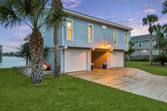 4105 Nueces Drive, Galveston, TX 77554
