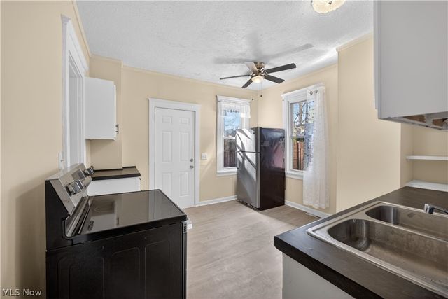 2212 Selzer Avenue, Cleveland, OH 44109