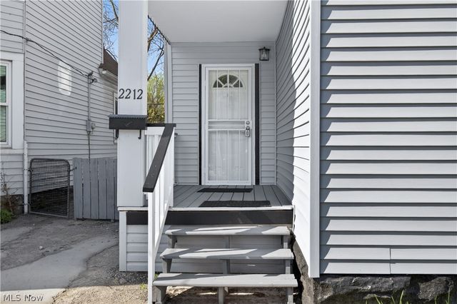 2212 Selzer Avenue, Cleveland, OH 44109