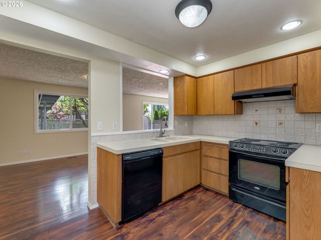 2609 Nw 109TH St, Vancouver, WA 98685