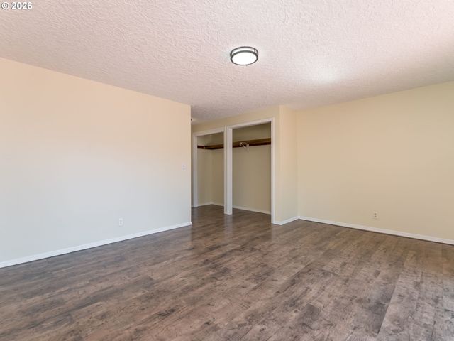 2609 Nw 109TH St, Vancouver, WA 98685