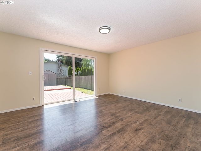 2609 Nw 109TH St, Vancouver, WA 98685