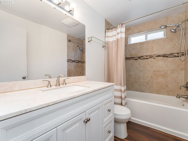 2609 Nw 109TH St, Vancouver, WA 98685