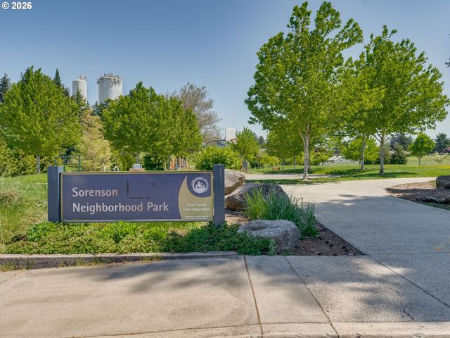 2609 Nw 109TH St, Vancouver, WA 98685