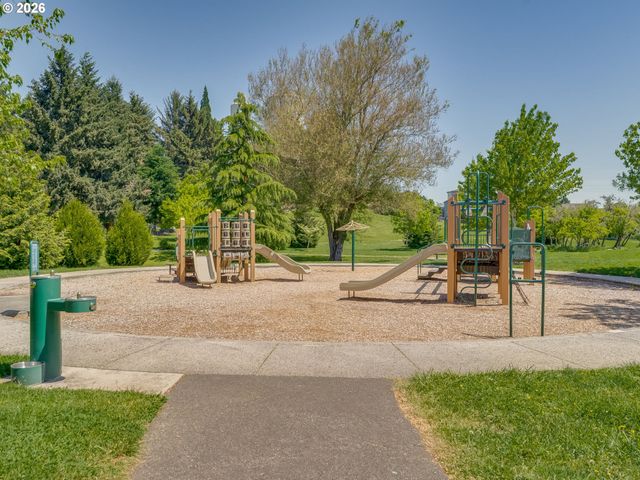 2609 Nw 109TH St, Vancouver, WA 98685