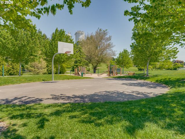 2609 Nw 109TH St, Vancouver, WA 98685