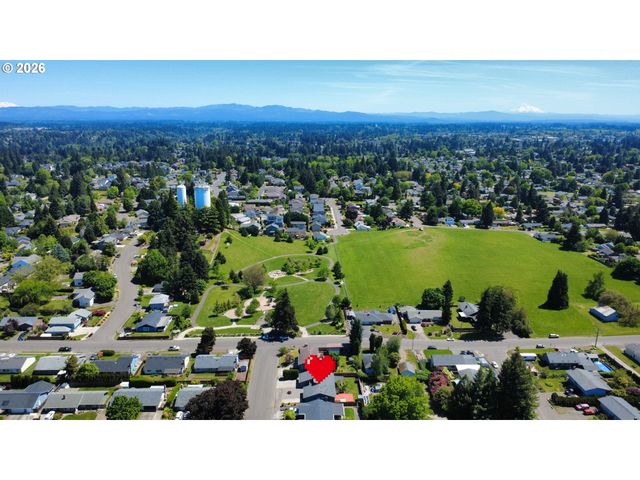 2609 Nw 109TH St, Vancouver, WA 98685