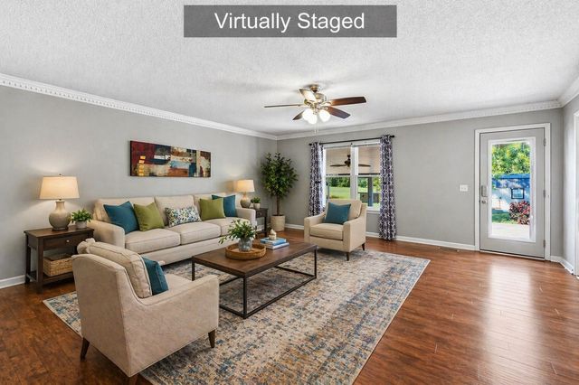 835 S Broadway St, Portland, TN 37148