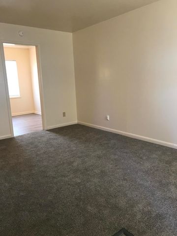 660 S Jefferson Avenue, Springfield, MO 65806