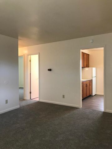 660 S Jefferson Avenue, Springfield, MO 65806