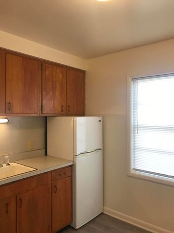 660 S Jefferson Avenue, Springfield, MO 65806