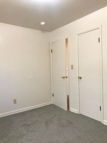 660 S Jefferson Avenue, Springfield, MO 65806