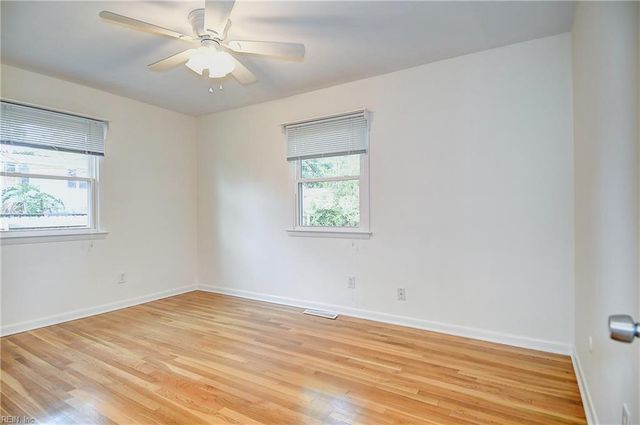 820 Ray PL, Virginia Beach, VA 23454