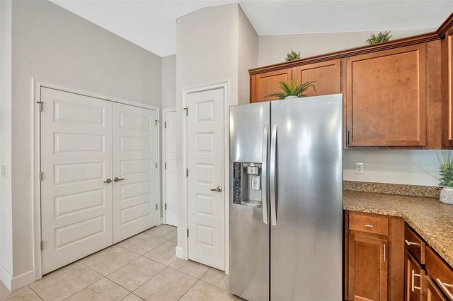 14453 SCOTTBURGH GLEN DR, Wimauma, FL 33598