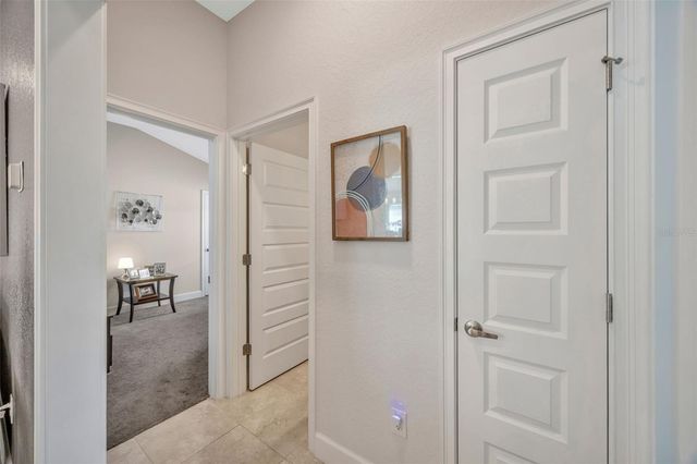 14453 SCOTTBURGH GLEN DR, Wimauma, FL 33598