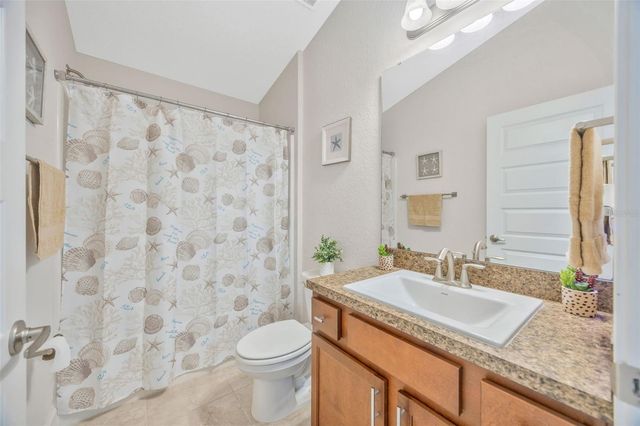 14453 SCOTTBURGH GLEN DR, Wimauma, FL 33598