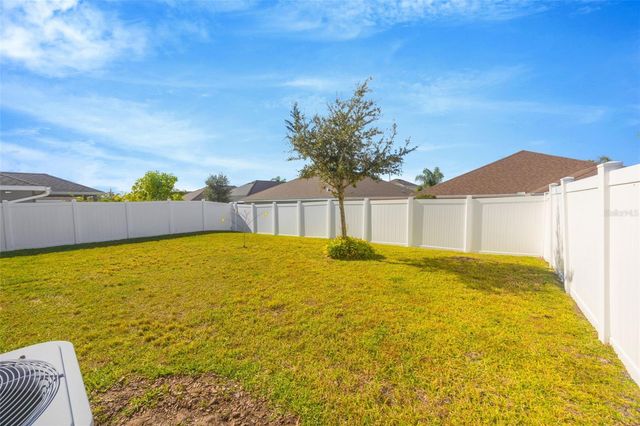 14453 SCOTTBURGH GLEN DR, Wimauma, FL 33598