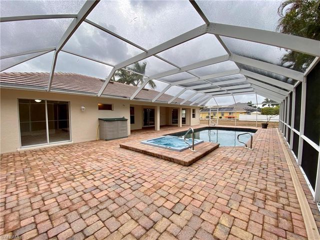 2615 SW 52nd LN, Cape Coral, FL 33914