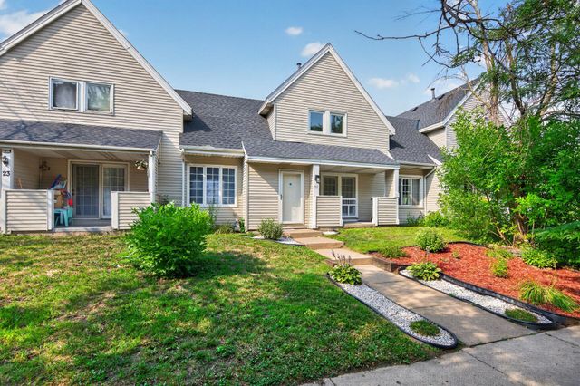 25 Stevens Street E, Saint Paul, MN 55107