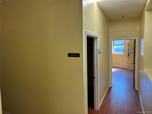 60-19 Roosevelt Avenue, Woodside, NY 11377