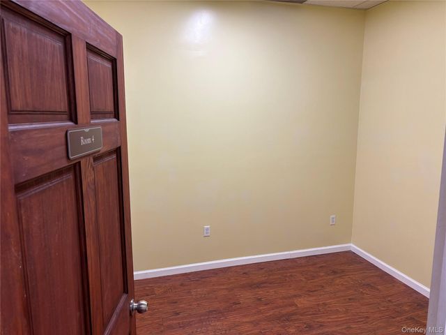 60-19 Roosevelt Avenue, Woodside, NY 11377