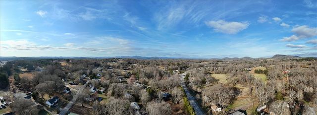 321 Pumpkintown Highway, Pickens, SC 29671