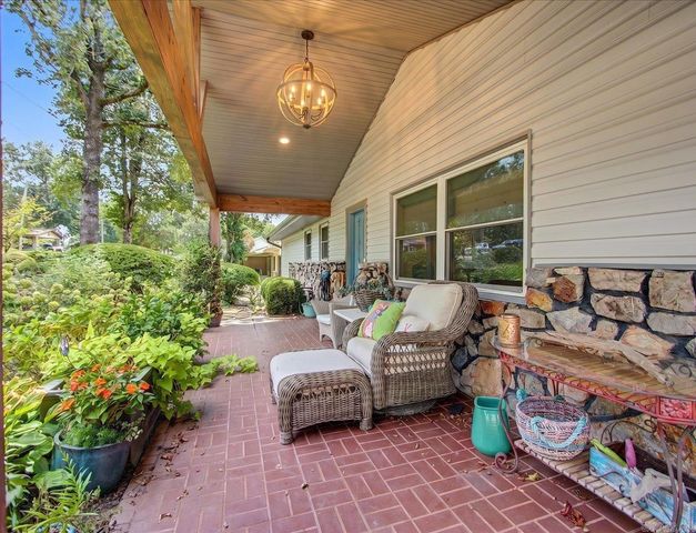 116 Pineknoll Point, Hot Springs, AR 71913