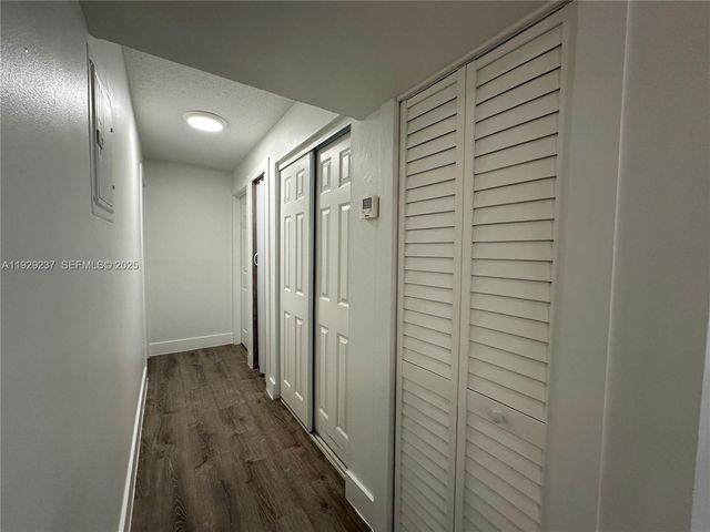 2500 Johnson St 14, Hollywood, FL 33020