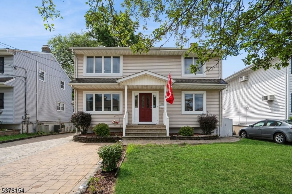 298 Nedellec Dr, Saddle Brook Twp., NJ 07663
