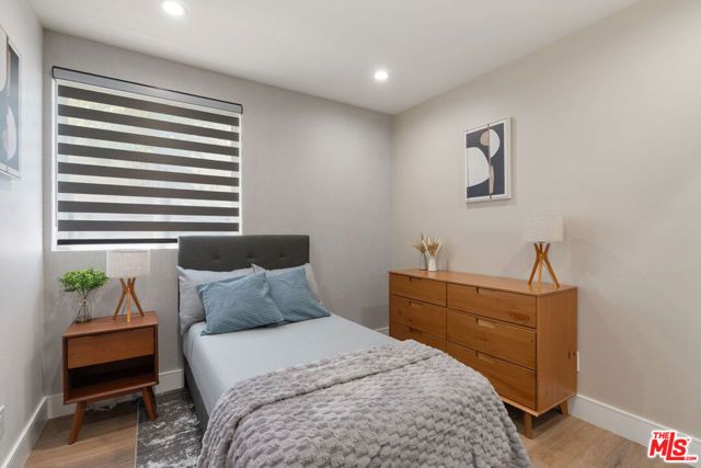 1341 N Mariposa Avenue, Los Angeles, CA 90027