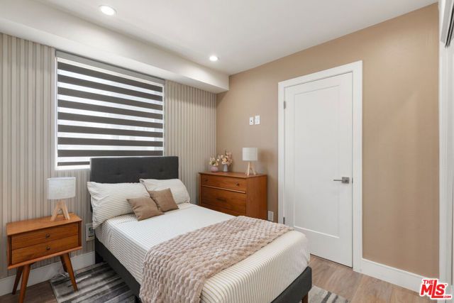 1341 N Mariposa Avenue, Los Angeles, CA 90027