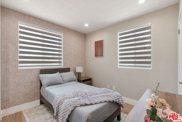 1341 N Mariposa Avenue, Los Angeles, CA 90027