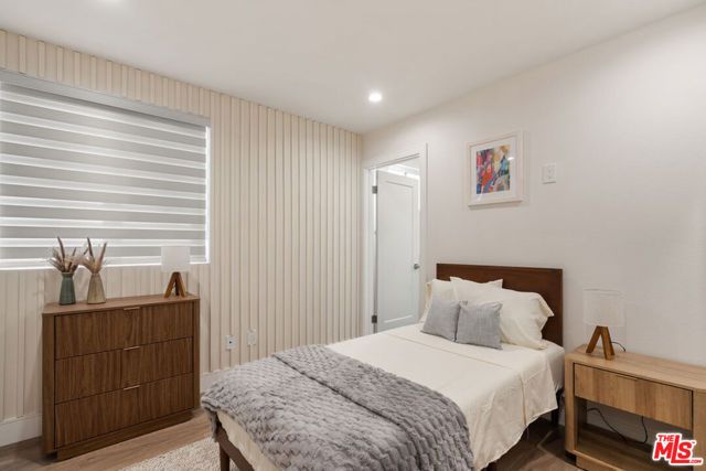 1341 N Mariposa Avenue, Los Angeles, CA 90027