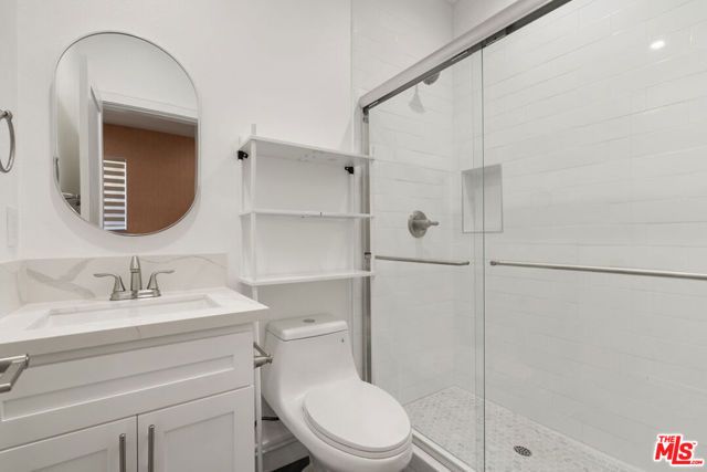 1341 N Mariposa Avenue, Los Angeles, CA 90027