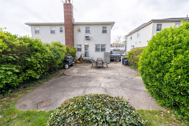 14719 259th Street, Rosedale, NY 11422