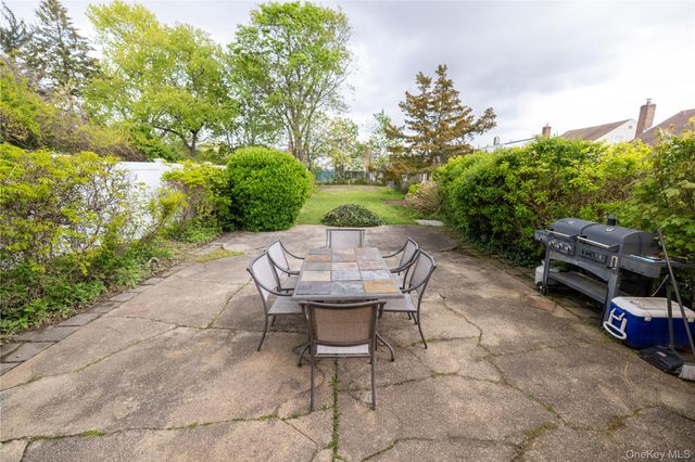 14719 259th Street, Rosedale, NY 11422