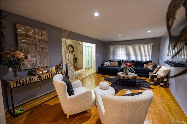 14719 259th Street, Rosedale, NY 11422
