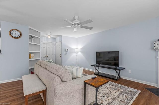 612 Mill Pond Court, Winston-salem, NC 27106