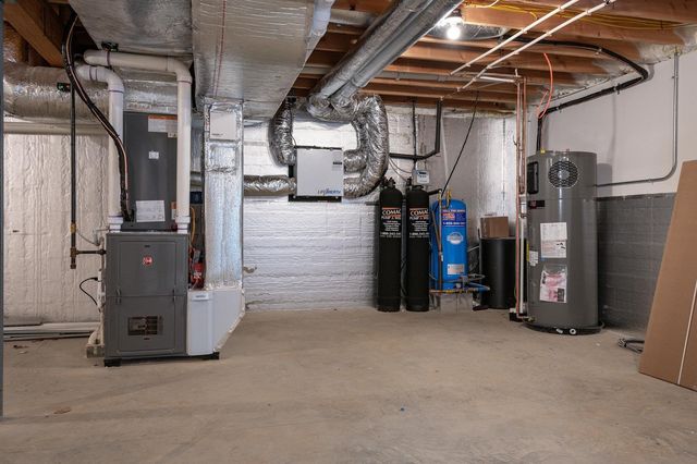 141 Dearborn Road, Greenland, NH 03840