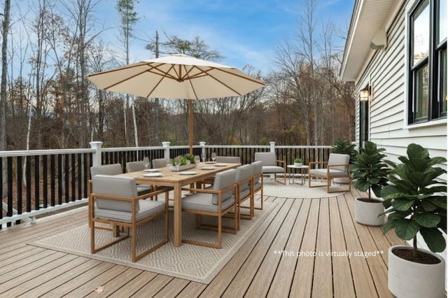 141 Dearborn Road, Greenland, NH 03840