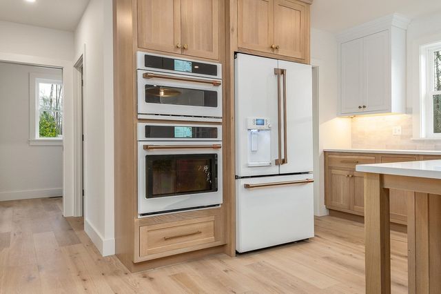 141 Dearborn Road, Greenland, NH 03840