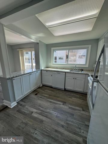13386 HUNGERFORD PL, Herndon, VA 20170