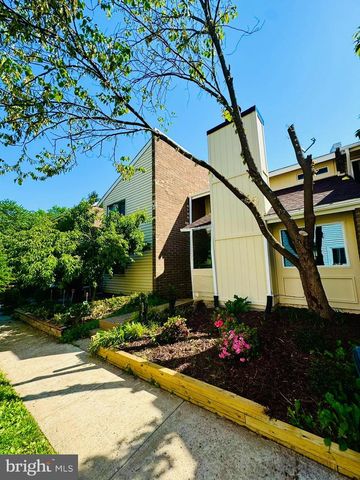 13386 HUNGERFORD PL, Herndon, VA 20170