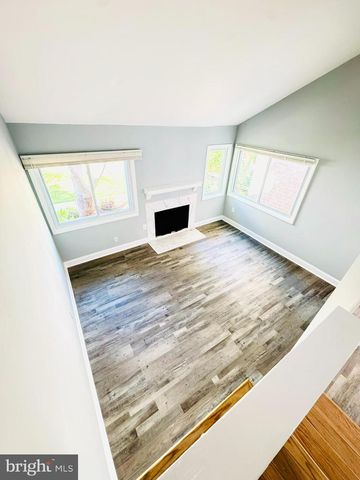 13386 HUNGERFORD PL, Herndon, VA 20170